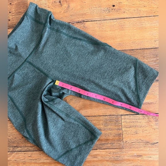 OUTDOOR VOICES Green heathered biker shorts long inseam hidden pocket Sz XS - Picture 11 of 11